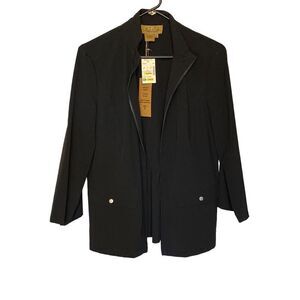 New Peck & Peck Size Medium Lightweight Zippered Jacket with Roll Up Snap Sleeve